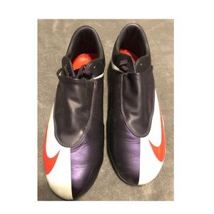 Nike mercurial soccer shoes